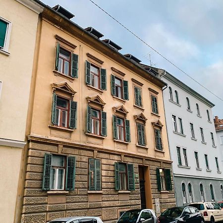 Contemporary City Apartment - By Nahuen Suites Graz Exterior foto